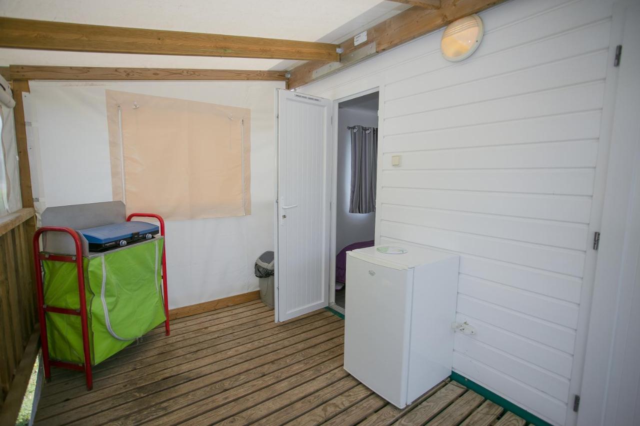 Camping Du Lac Foix Exteriör bild