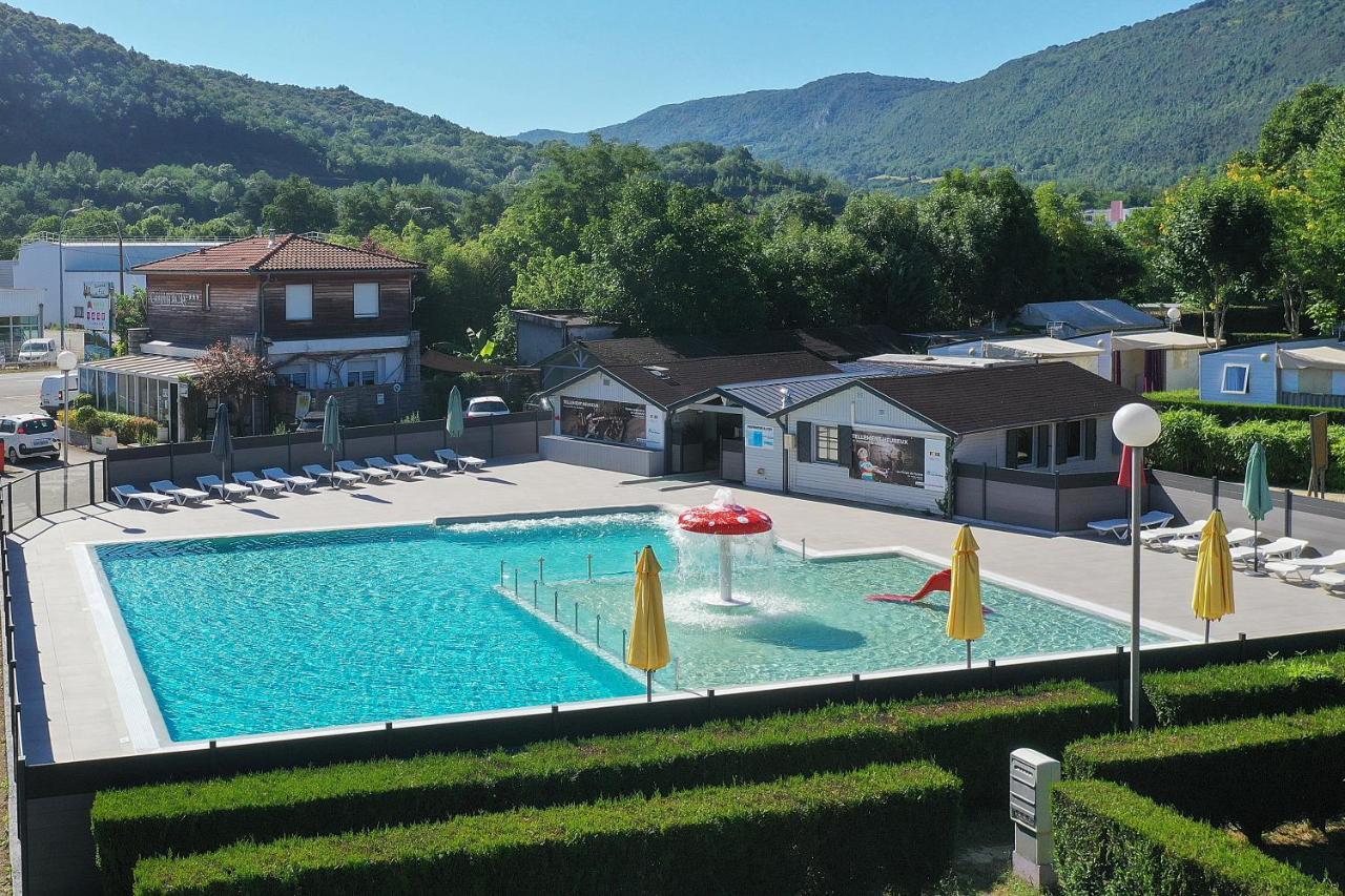 Camping Du Lac Foix Exteriör bild