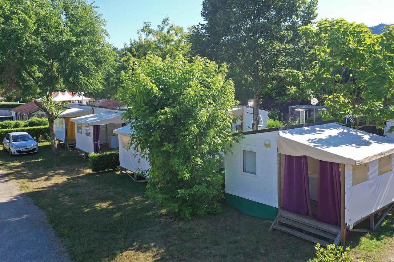 Camping Du Lac Foix Exteriör bild